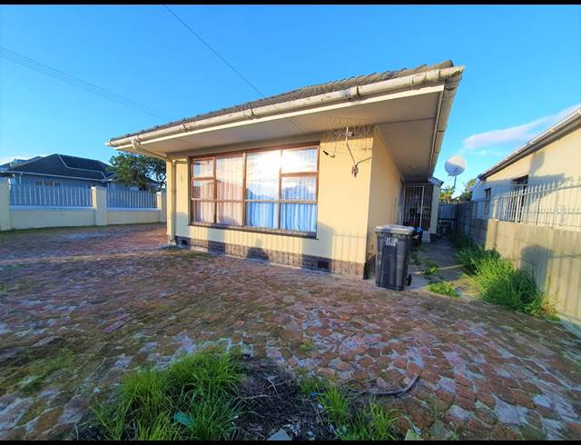 2 BEDROOM HOUSE TO LET IN GOODWOOD ESTATE